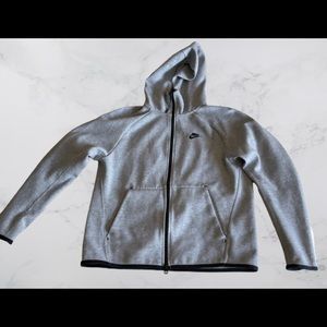 Nike Men’s Sportswear Tech Fleece Full Zip-Up Hoodie